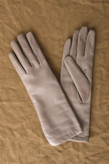 Clyde Gloves Classic Gloves in Taupe