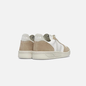 Veja Sneakers V-10 Chromefree Leather Extra-White Natural Sahara