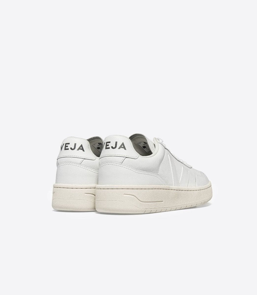 Women's White Leather Shoes Veja Women's V-90 O.T. Leather