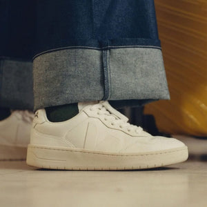 Veja Sneakers V-90 O.T. Leather Extra White